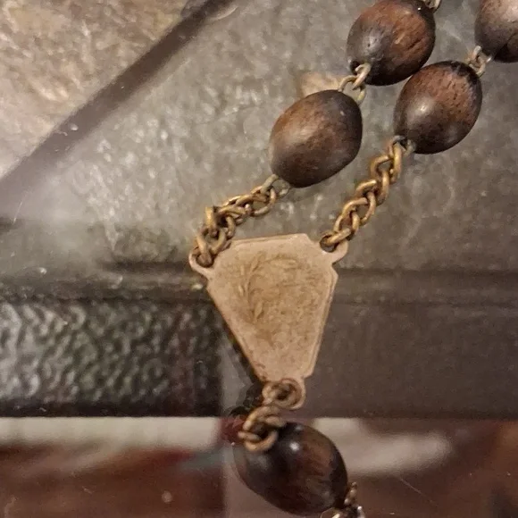 HARDWOOD ROSARY - Picture 3 of 3